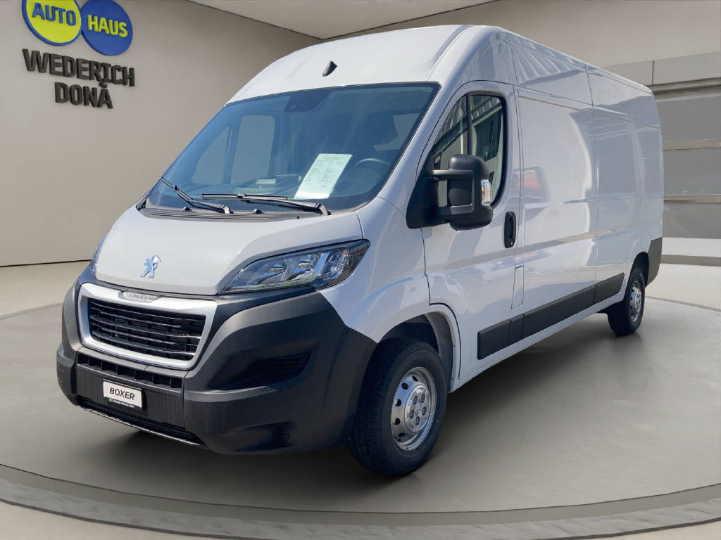 PEUGEOT Boxer Kaw. 335 L3H2 2.2 Bl vorführwagen für CHF 48'900,