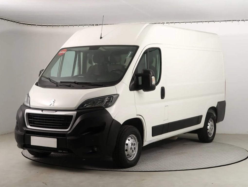 PEUGEOT Boxer Kaw. 333 L2H2 2.2 Bl gebraucht für CHF 17'900,