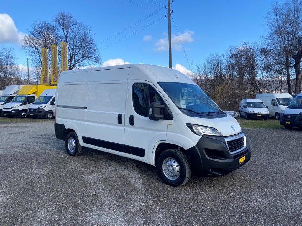 PEUGEOT BOXER 2.0 HDI 163 PS und 2 gebraucht für CHF 29'800,