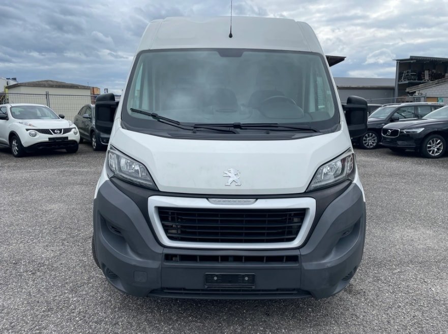 PEUGEOT Boxer 2.2 HDI 335 Active L gebraucht für CHF 9'490,