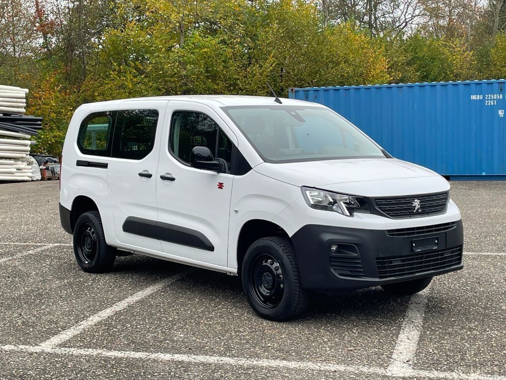 PEUGEOT Partner Long 5 Sitze und 4 vorführwagen für CHF 37'500,