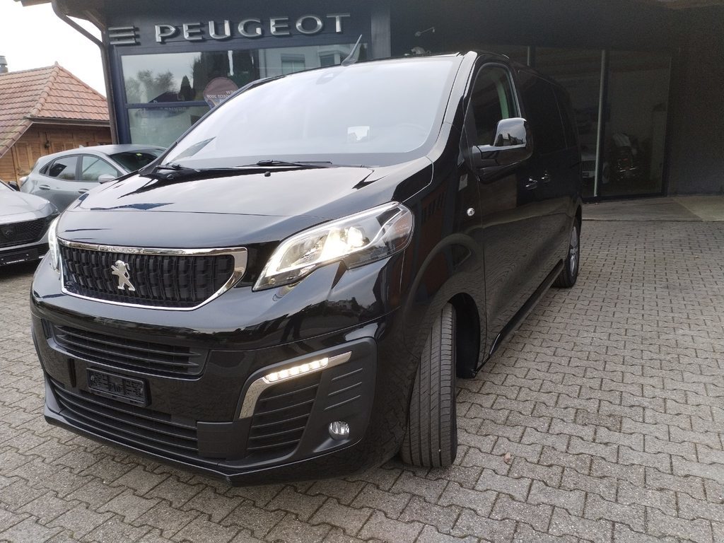 PEUGEOT Traveller Standard 2.0 Blu gebraucht für CHF 39'900,