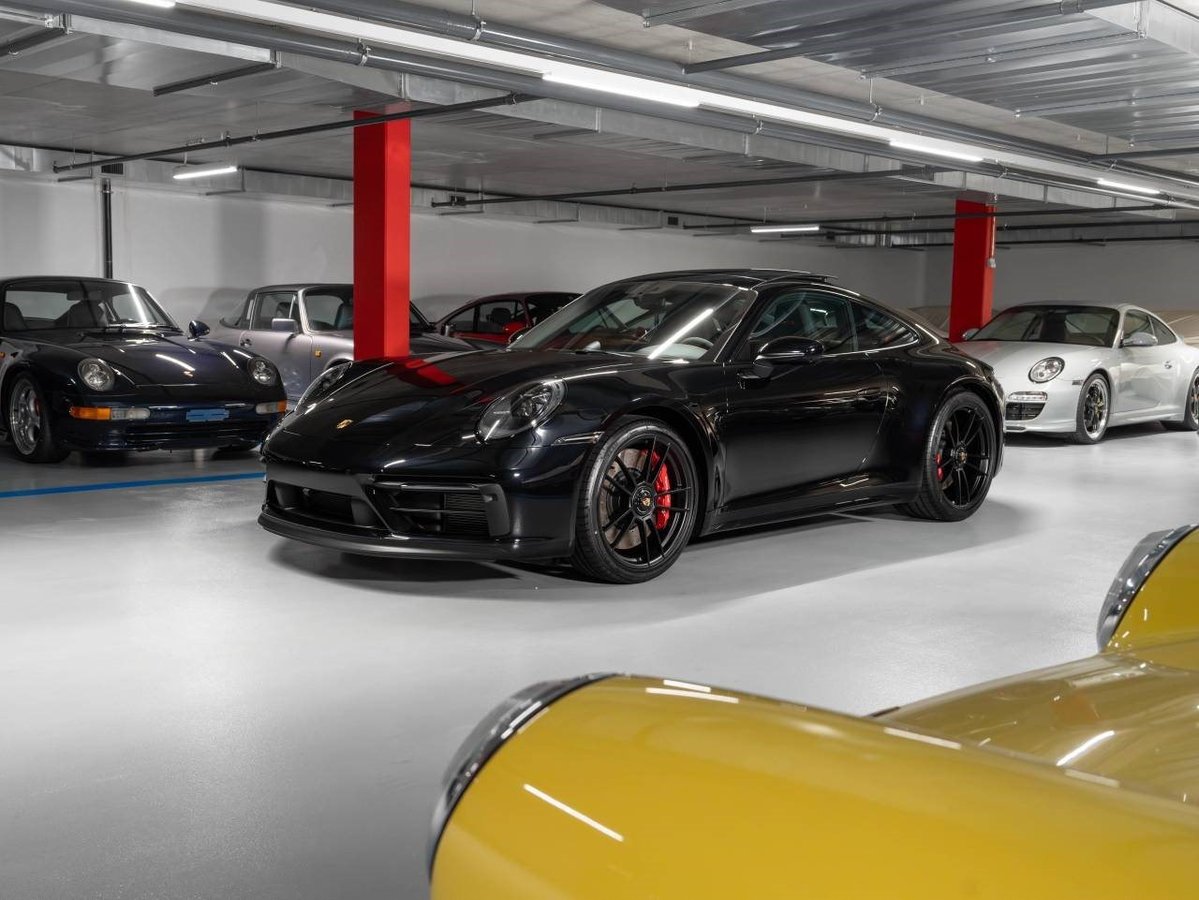 PORSCHE 911 Carrera 4 GTS vorführwagen für CHF 169'900,