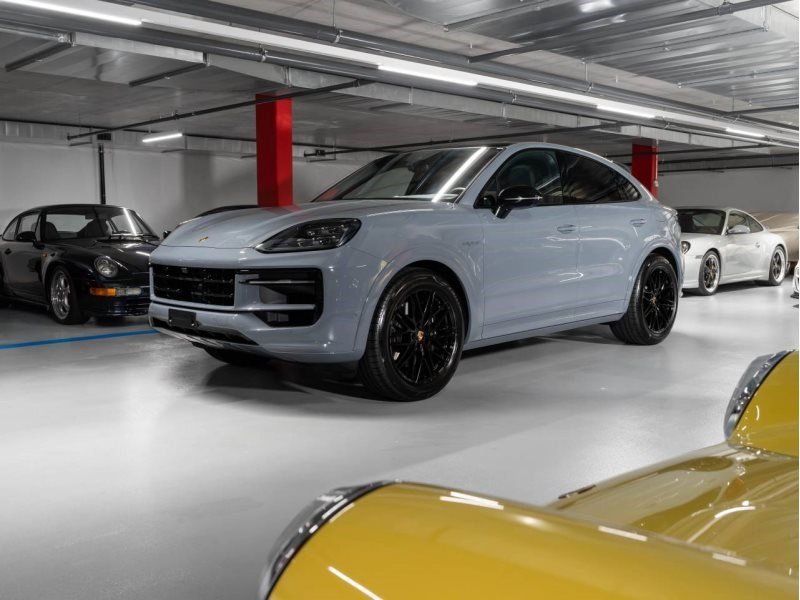 PORSCHE CAYENNE E