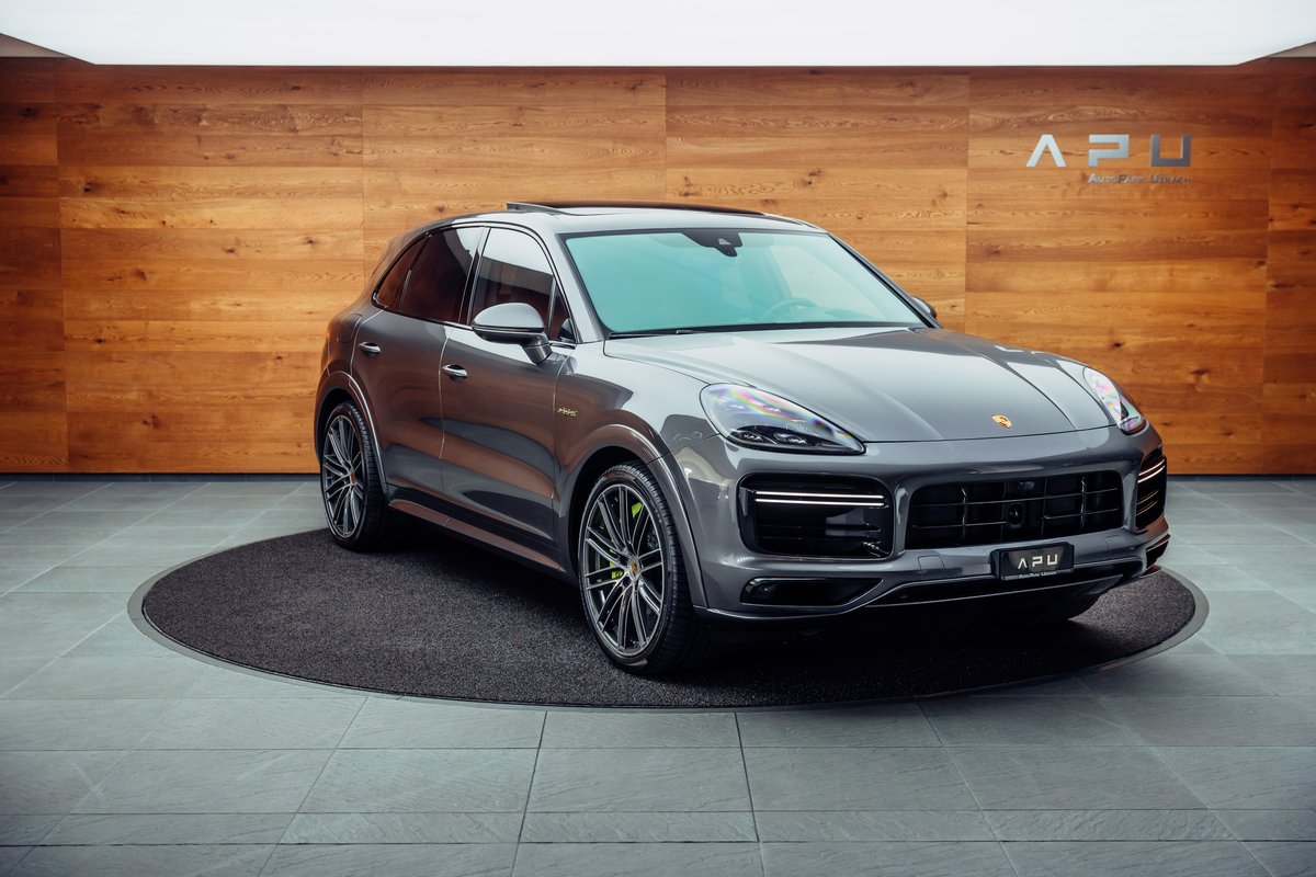 PORSCHE Cayenne Turbo S E