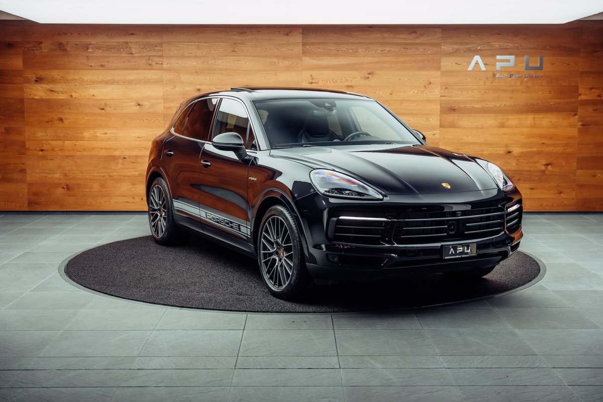 PORSCHE Cayenne E