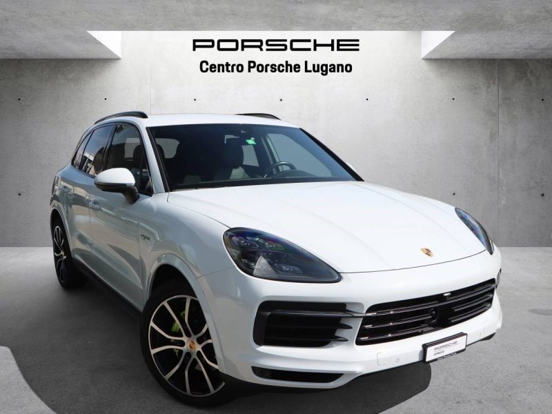 PORSCHE CAYENNE E