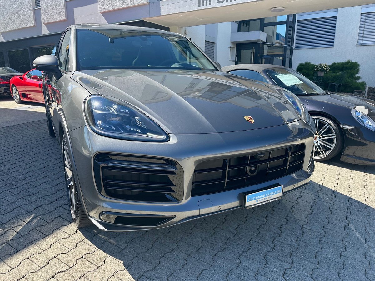 PORSCHE Cayenne E