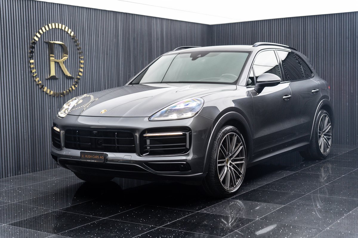 PORSCHE Cayenne E