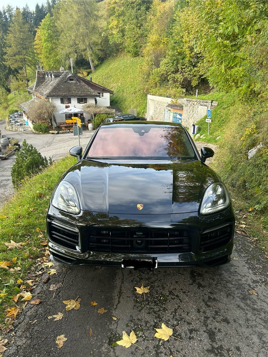 PORSCHE Cayenne Coupé E