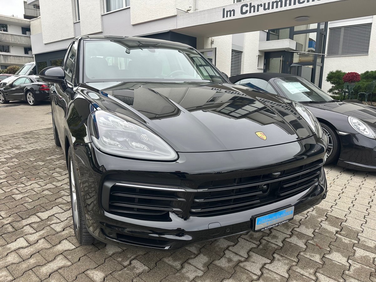 PORSCHE Cayenne E