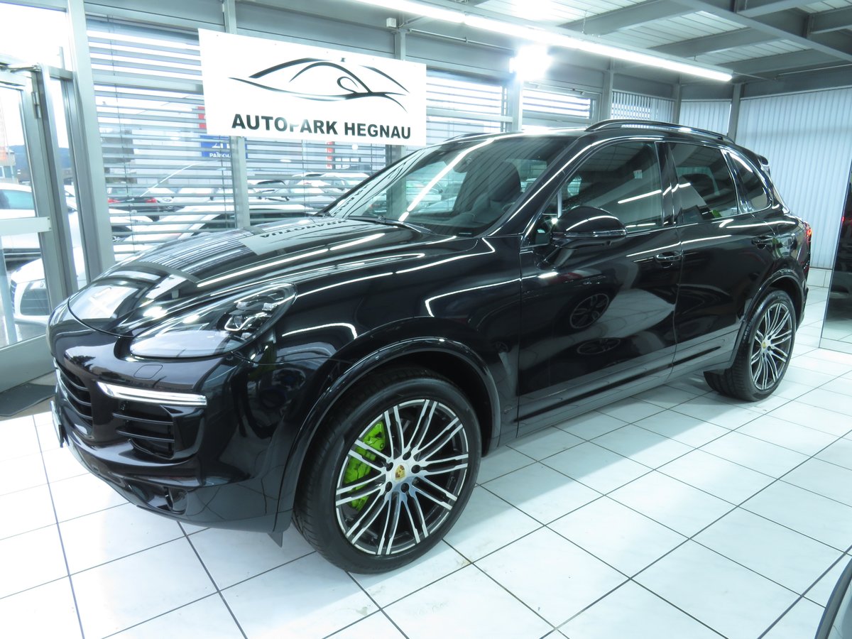 PORSCHE Cayenne S E