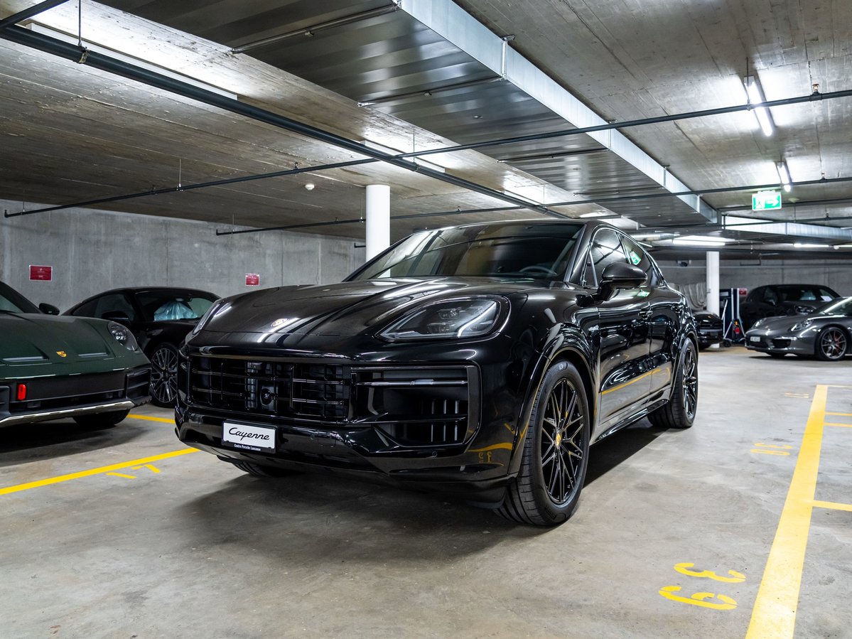 PORSCHE Cayenne Coupé E