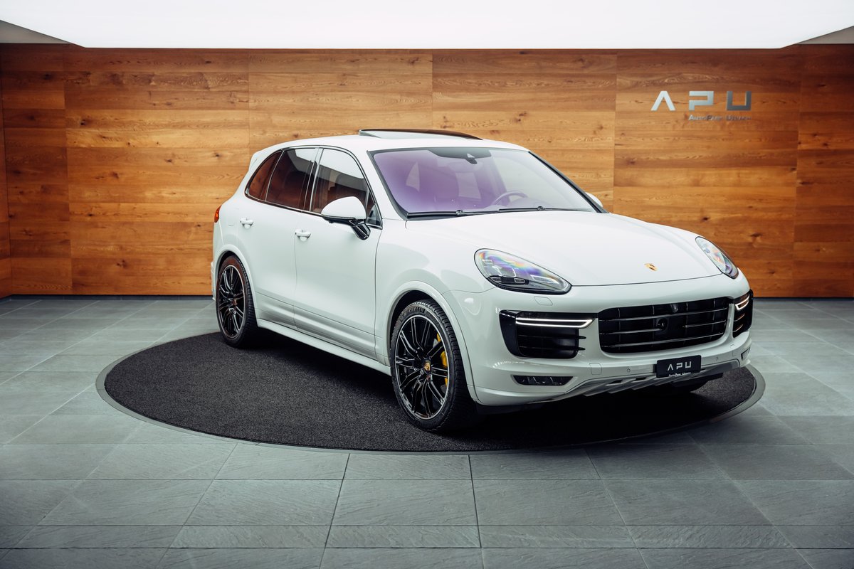 PORSCHE Cayenne Turbo S gebraucht für CHF 49'800,