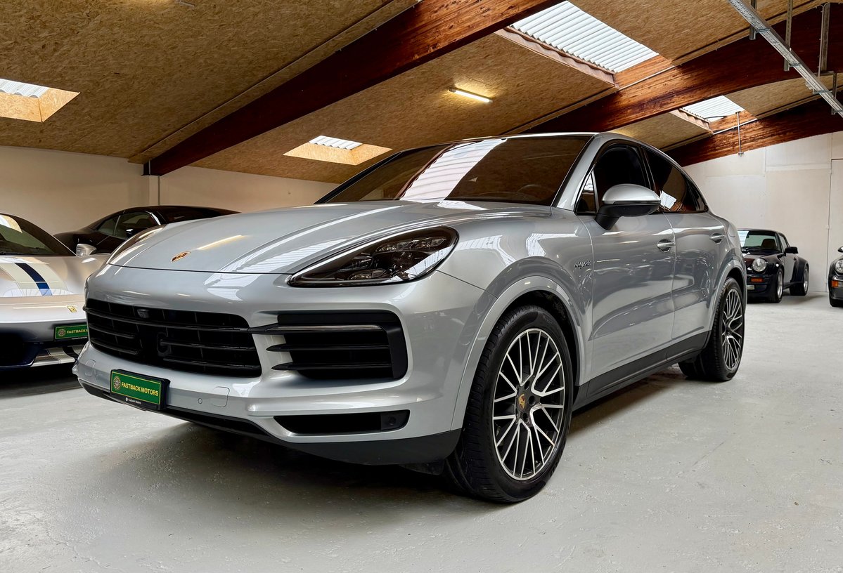 PORSCHE Cayenne Coupé E