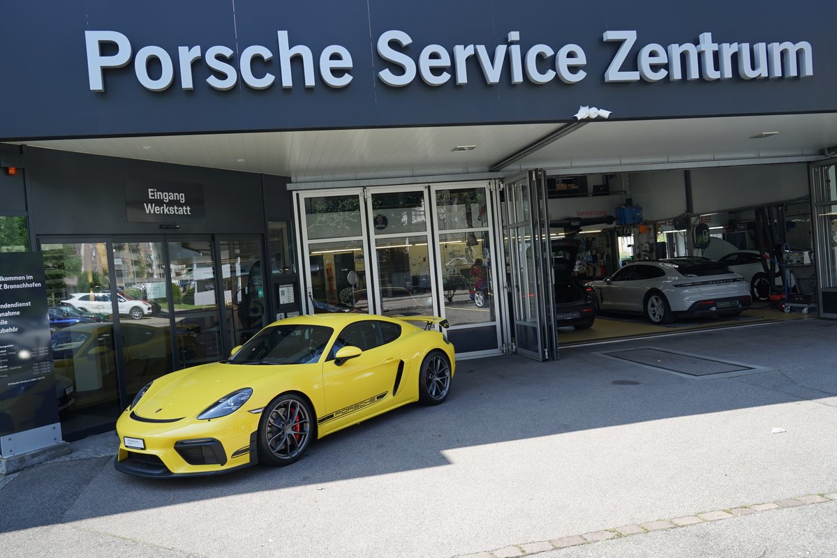 PORSCHE 718 Cayman GT4 gebraucht für CHF 124'985,