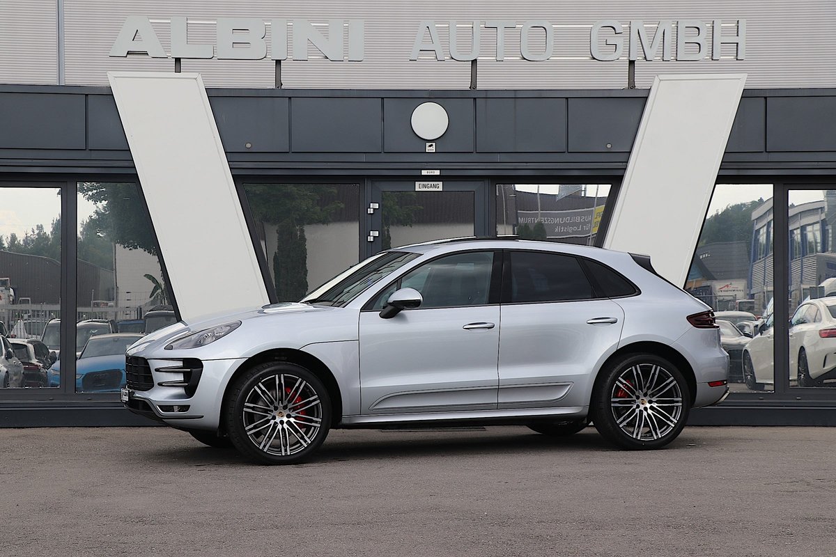 PORSCHE Macan Turbo PDK SWISS Pack gebraucht für CHF 43'900,