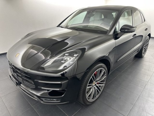 PORSCHE Macan Turbo gebraucht für CHF 46'800,