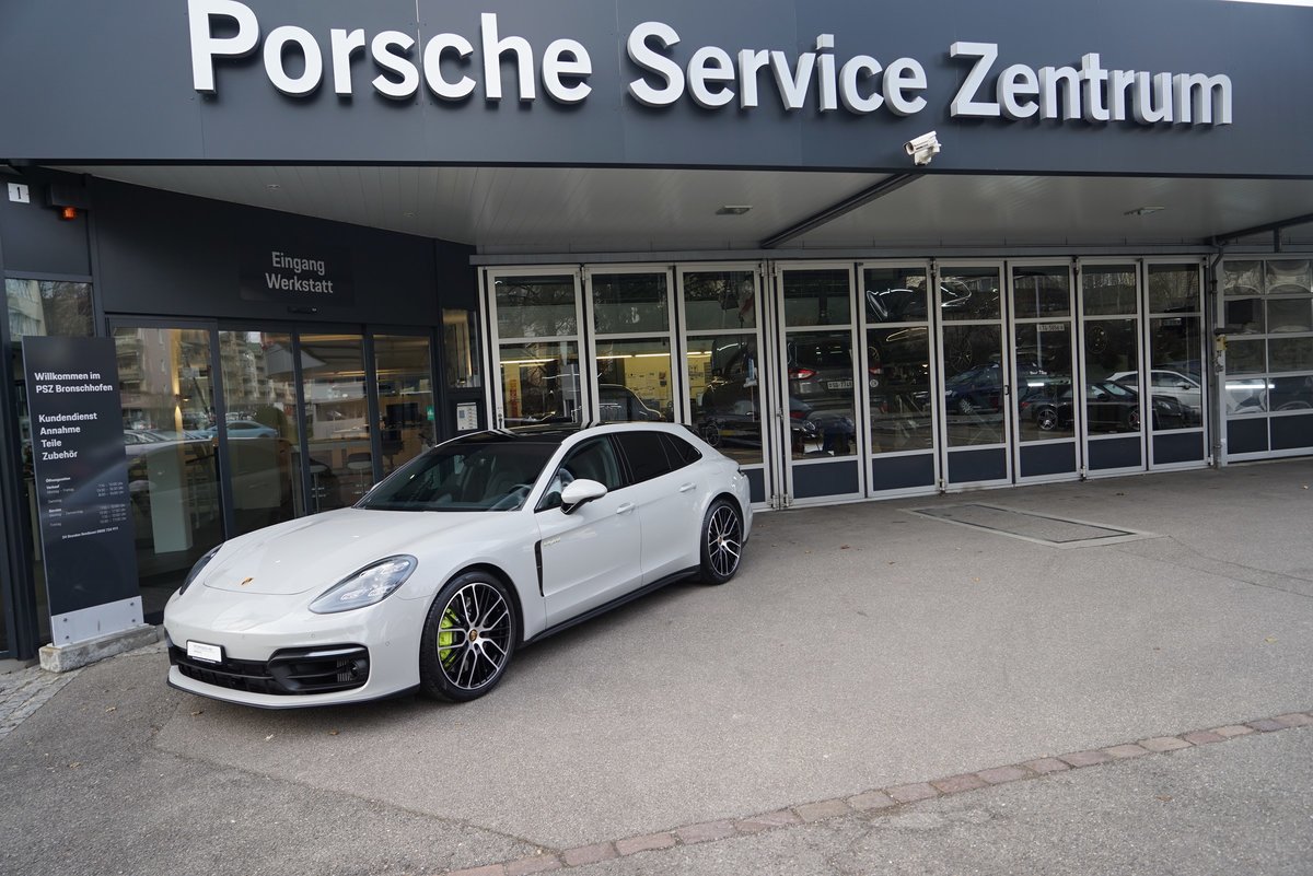 PORSCHE Panamera 4S E