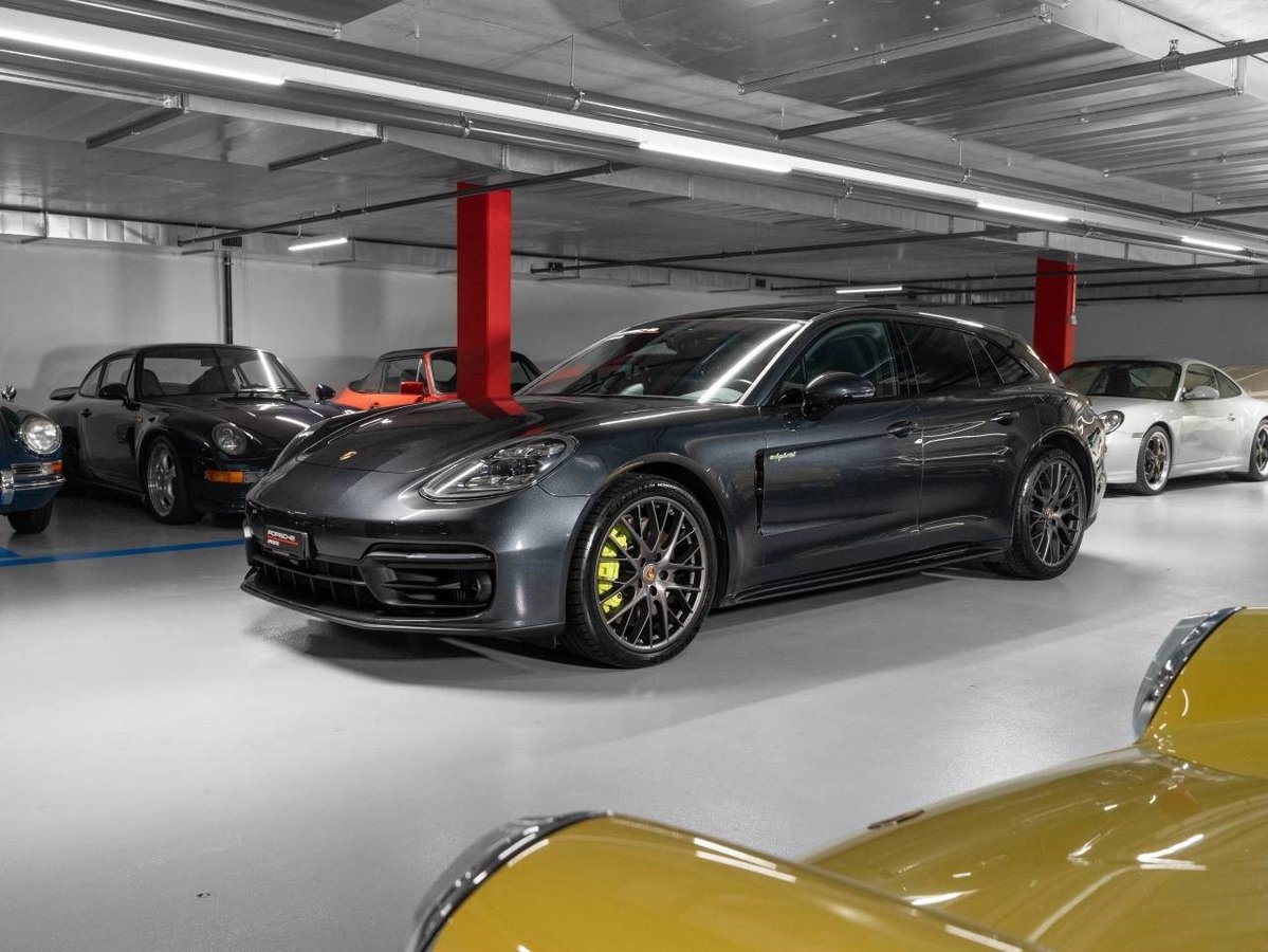 PORSCHE PANAMERA E