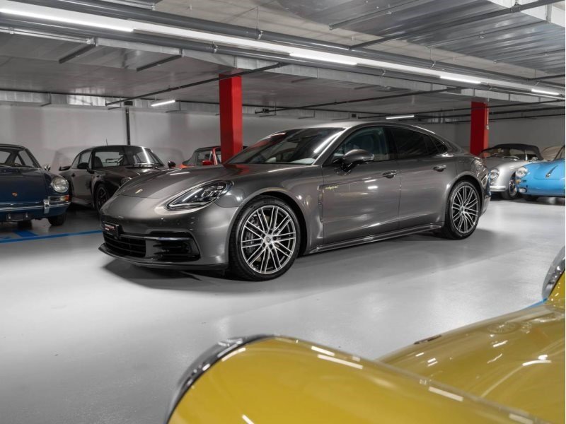 PORSCHE PANAMERA E