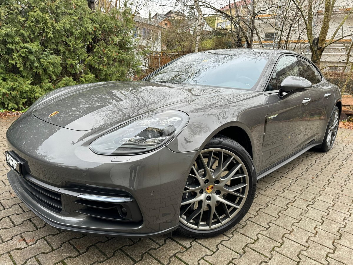 PORSCHE Panamera 4 E