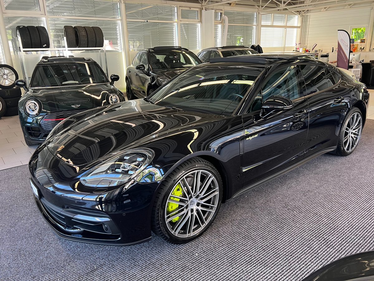 PORSCHE Panamera 4 E