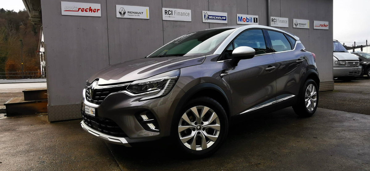 RENAULT Captur 1.3 TCe 140 Intens gebraucht für CHF 19'900,