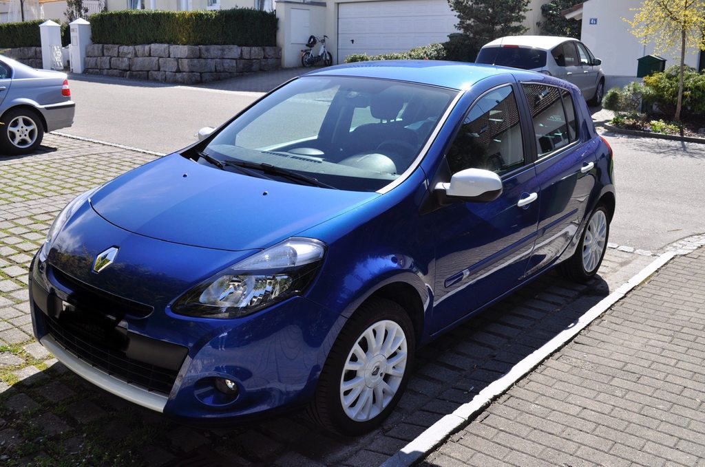 RENAULT Clio 1.2 TCe 100 Night&Day gebraucht für CHF 4'000,