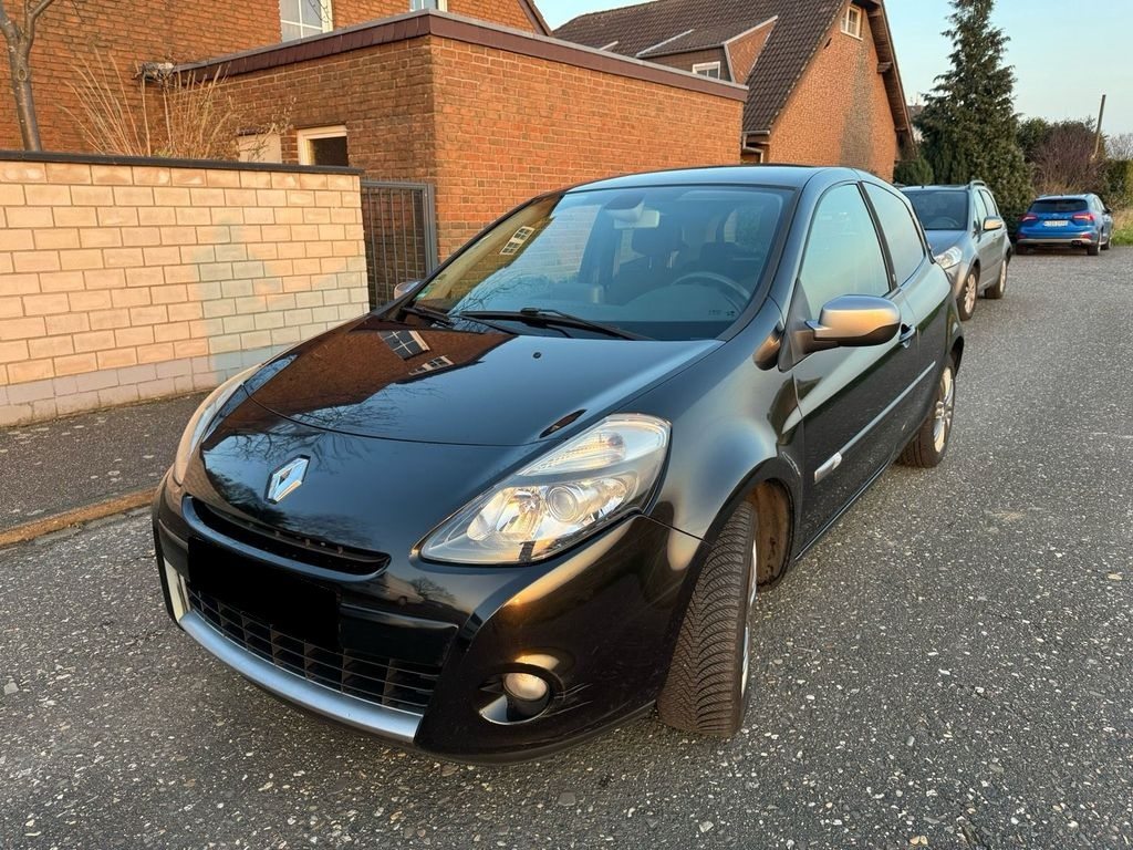 RENAULT Clio 1.2 TCe 100 Expressio gebraucht für CHF 4'200,