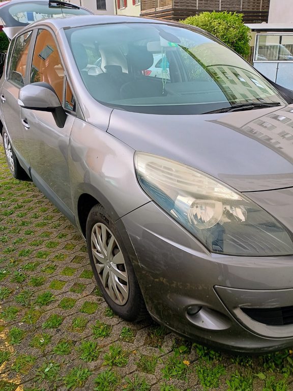 RENAULT Scénic 1.4 TCe 130 Express gebraucht für CHF 1'990,