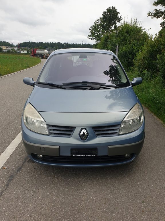 RENAULT Grand Scénic 2.0 16V Dynam gebraucht für CHF 350,