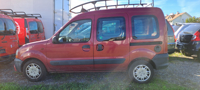 RENAULT Kangoo 1.9 dTi gebraucht für CHF 700,