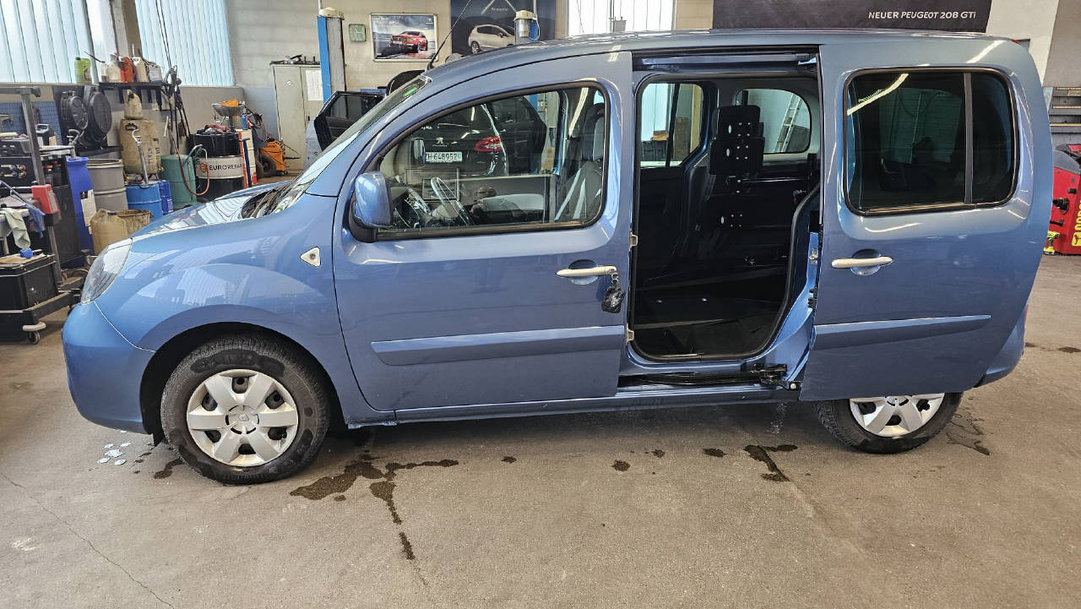 RENAULT Kangoo Kombi 1.6 16V 105 E gebraucht für CHF 11'000,