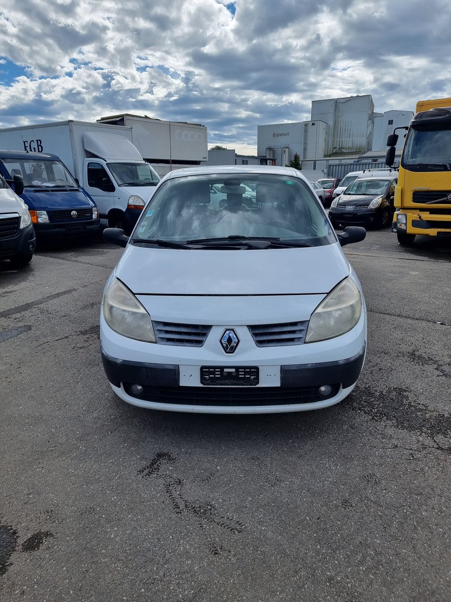 RENAULT SCENIC gebraucht für CHF 650,