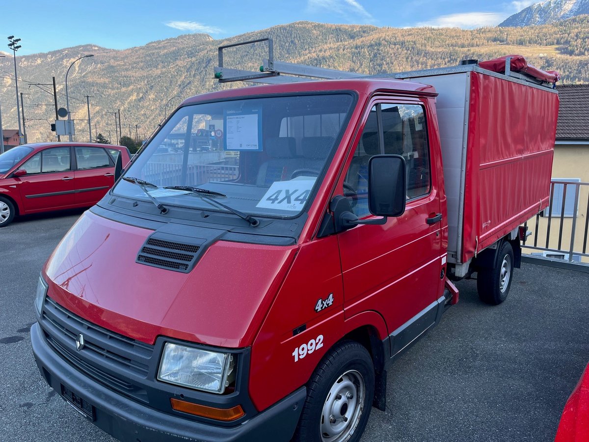 RENAULT V 49A 2.2 4x4 gebraucht für CHF 11'500,