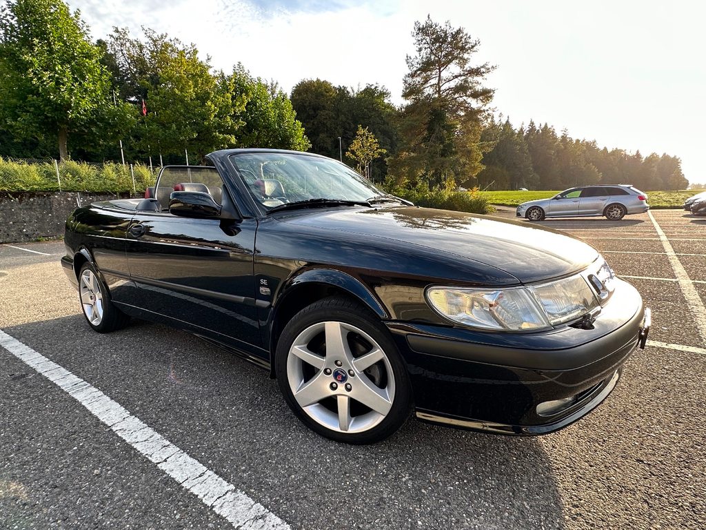 SAAB 9