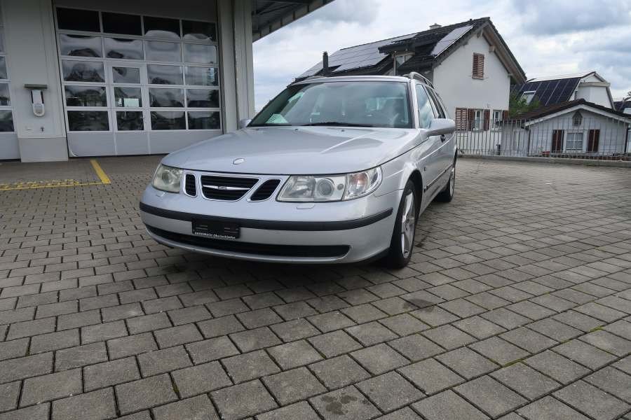 SAAB 9