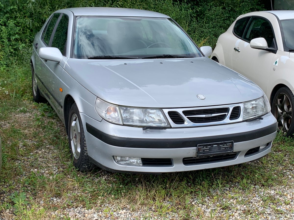 SAAB 9