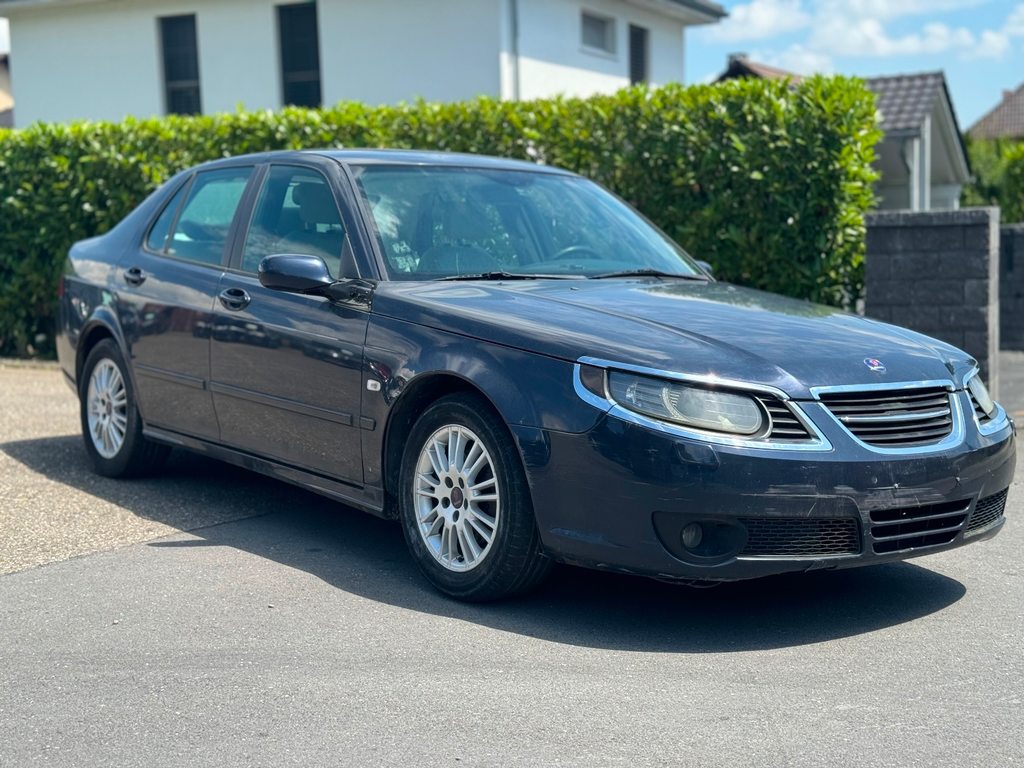 SAAB 9