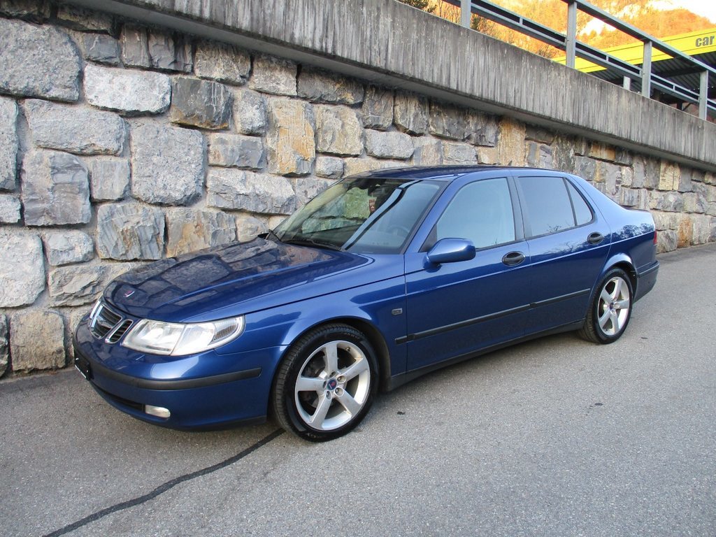 SAAB 9