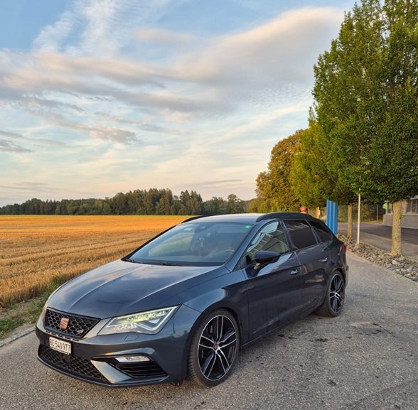 SEAT Leon ST 2.0 TSI 300 Cupra 4Dr gebraucht für CHF 24'990,