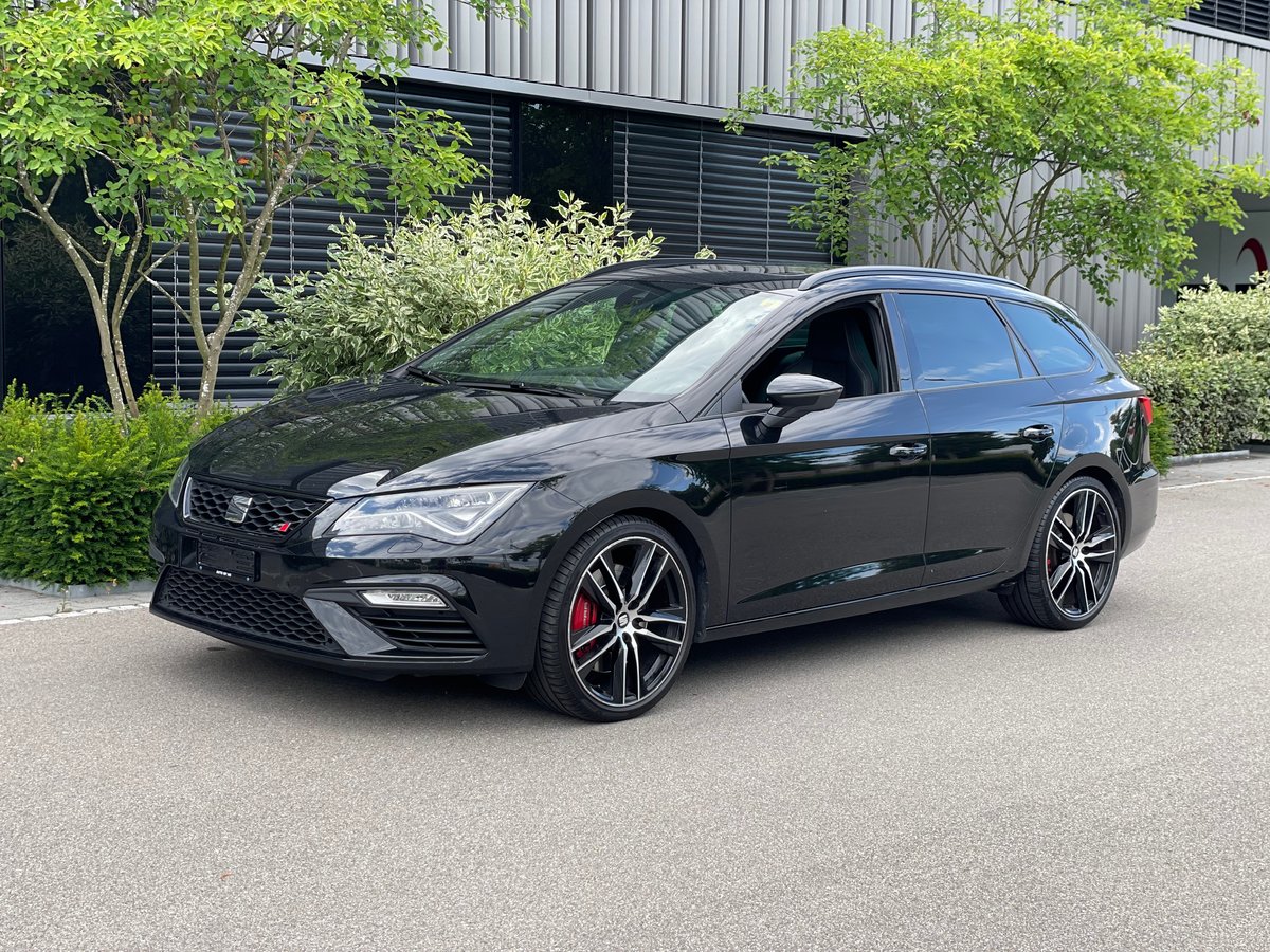 SEAT Leon ST 2.0 TSI R 300 4 Drive gebraucht für CHF 18'990,