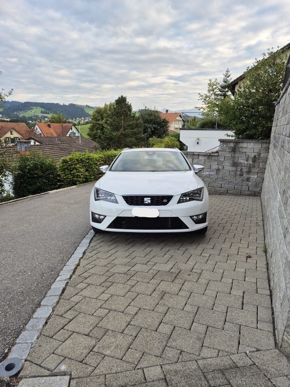 SEAT Leon ST 2.0 TDI FR 4Drive gebraucht für CHF 13'000,