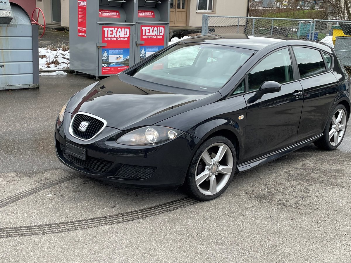 SEAT Leon 1.6 Rebel gebraucht für CHF 3'599,