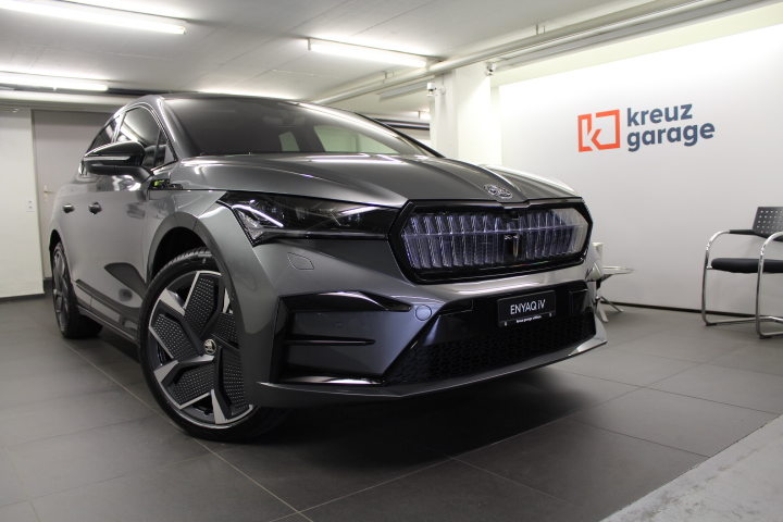 SKODA Enyaq Coupé iV RS 4x4 vorführwagen für CHF 54'900,