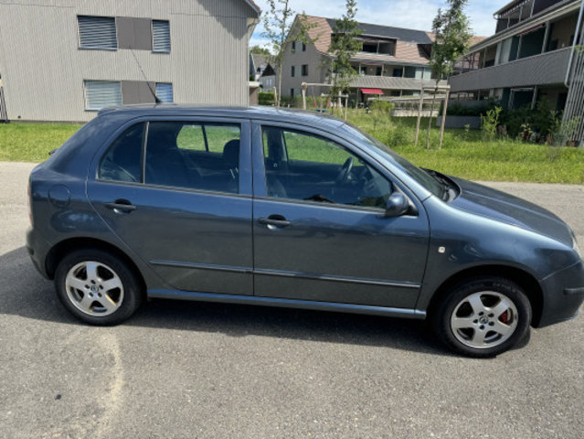 SKODA Fabia 1.4 16V Elegance gebraucht für CHF 1'500,