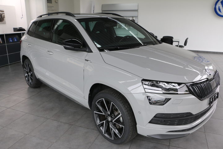 SKODA Karoq 2.0 TSI SportLine DSG gebraucht für CHF 38'500,