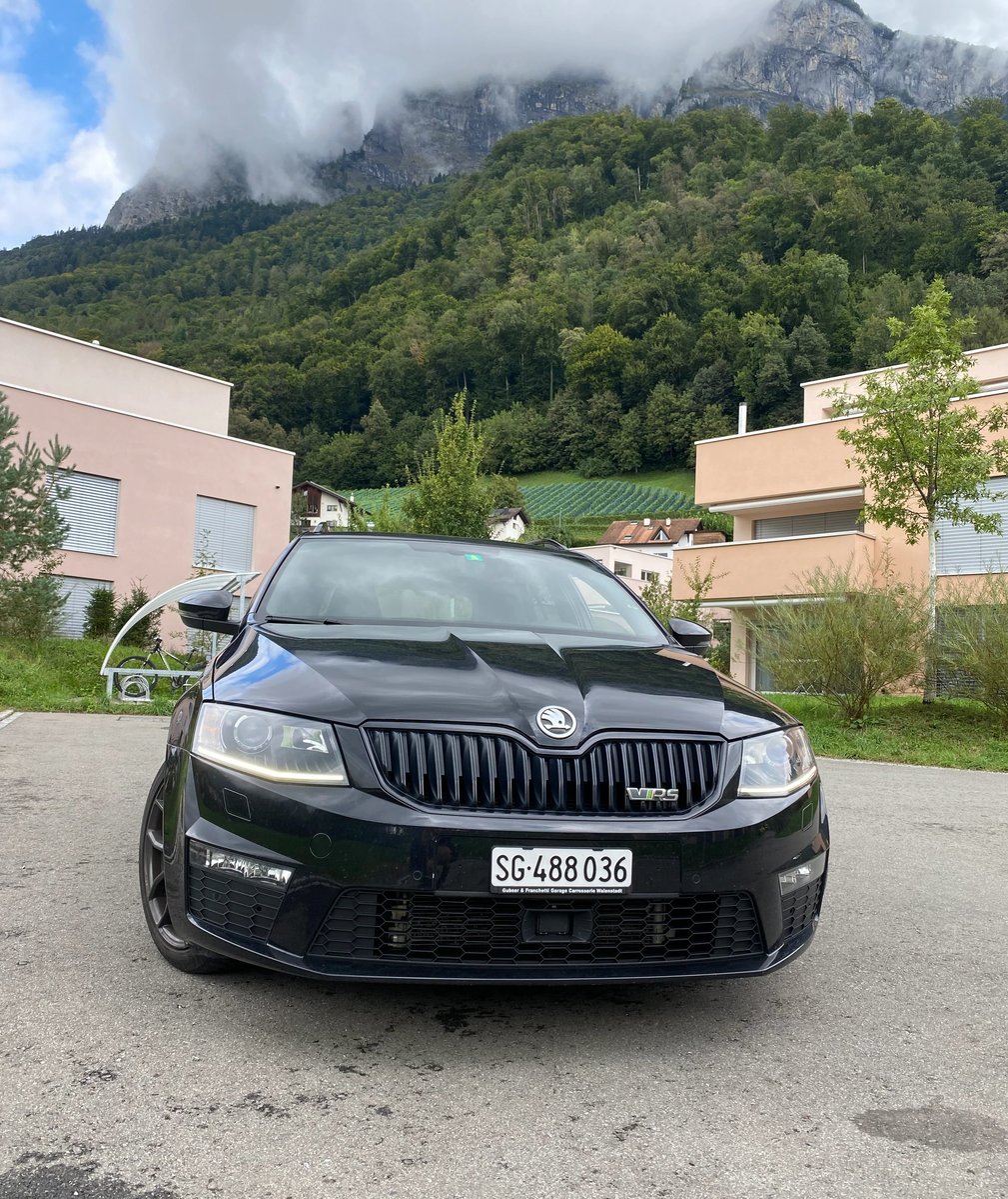 SKODA Octavia Combi 2.0 TDI 184 RS gebraucht für CHF 16'600,