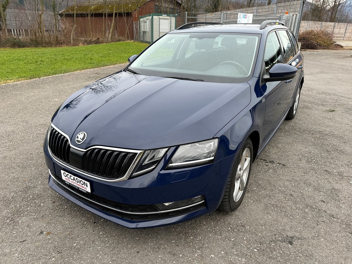 SKODA Octavia Combi 2.0 TDI Style gebraucht für CHF 10'900,